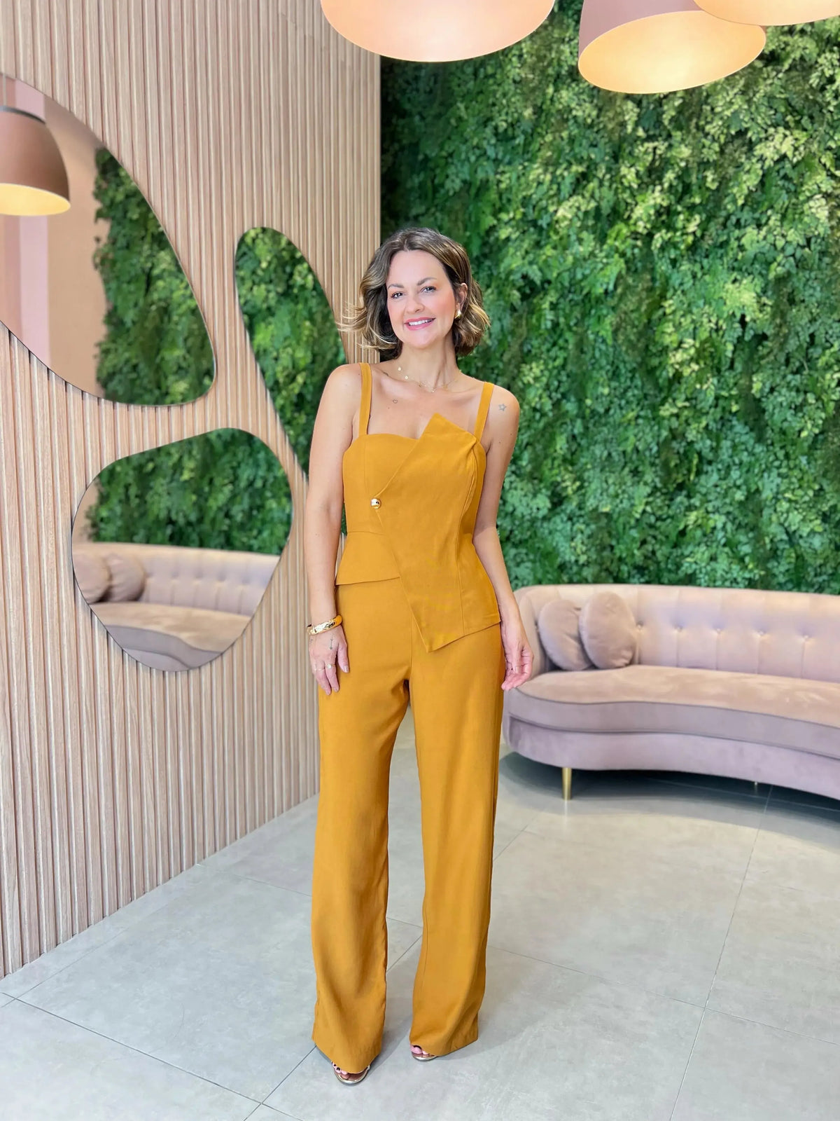 Macacão Pantalona com detalhe no busto, Mostarda