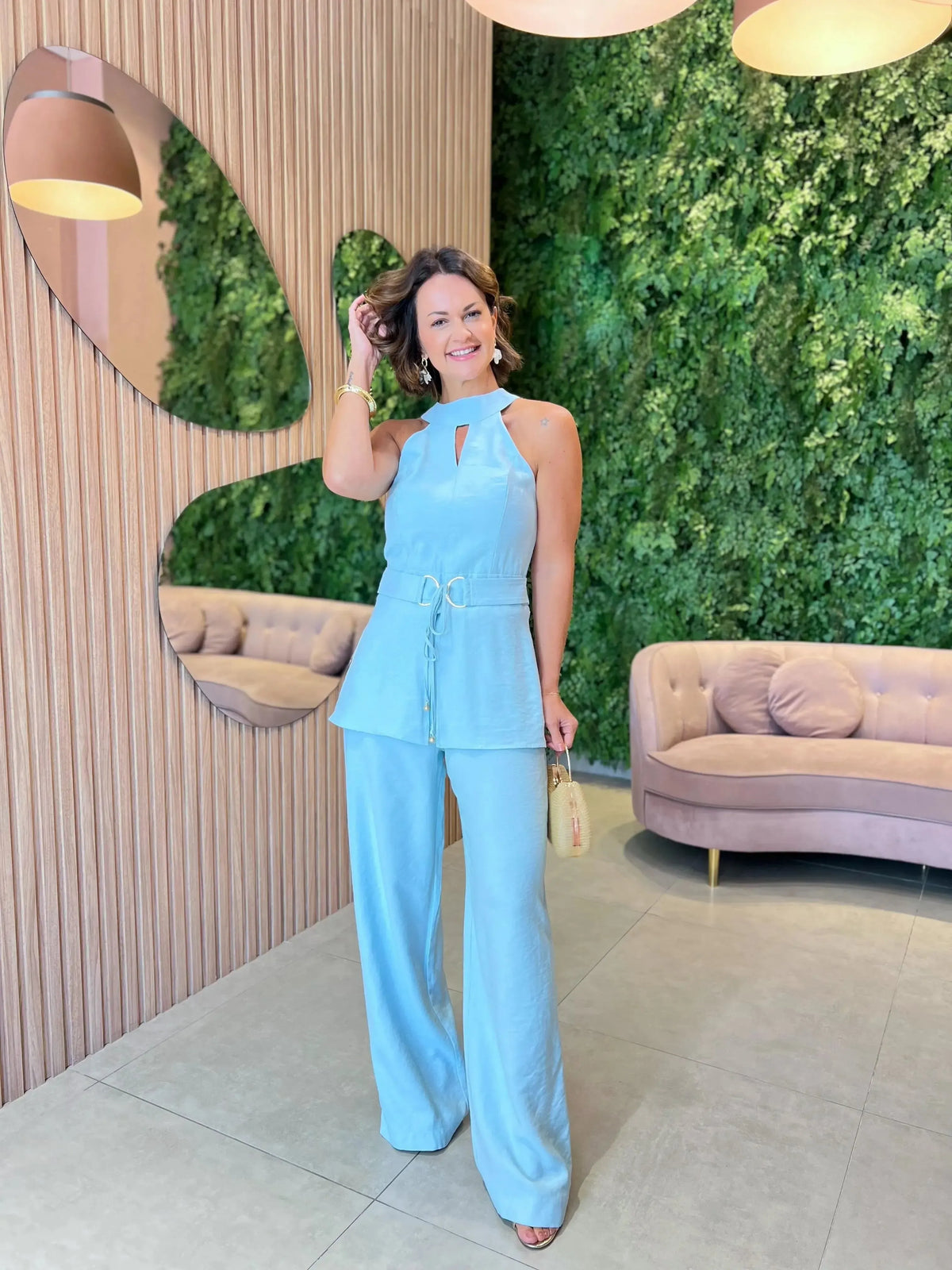 Macacão Regata Gola Média com Cinto, Azul