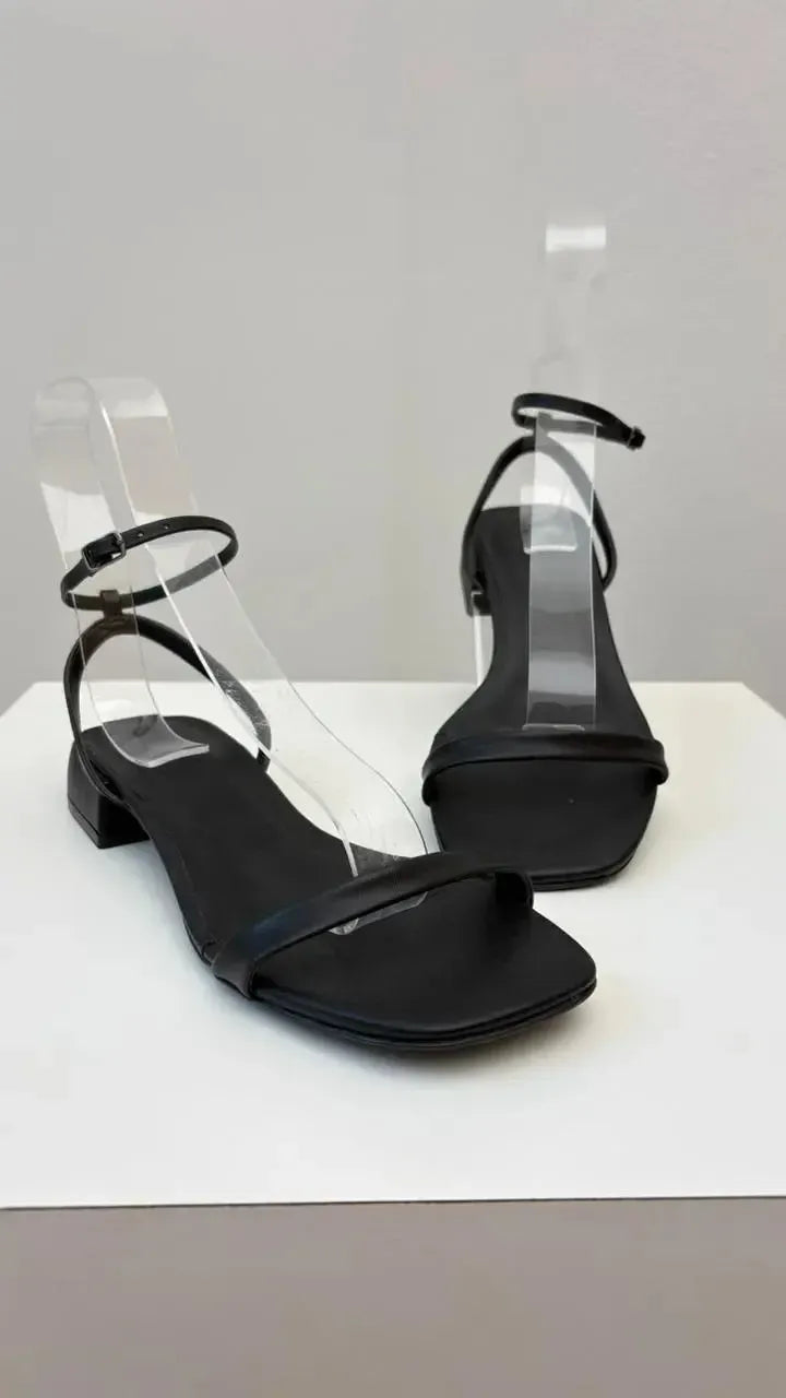 Sandália Maju, Preta