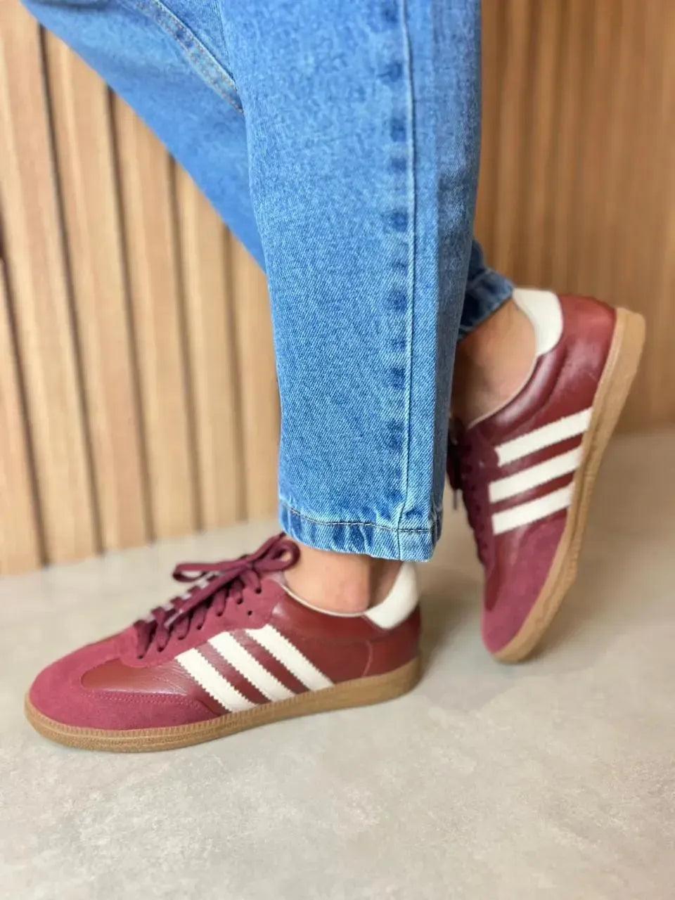 Tênis em Couro Slim Marsala