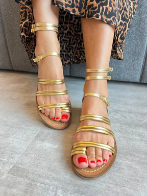 Rasteira Aly 501, Dourada