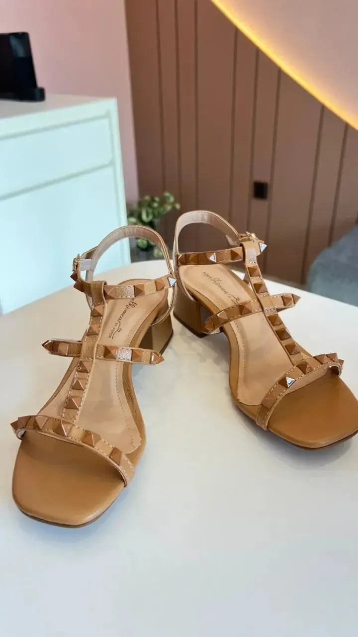 Sandália Cléo Caramelo