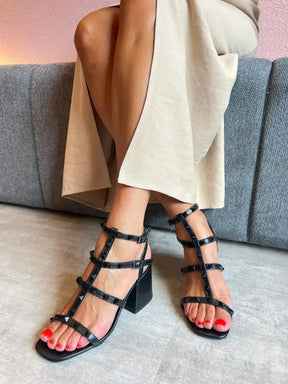 Sandália Soraya, Preta