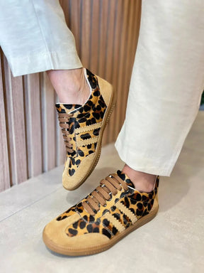 Tênis Camurça Animal Print